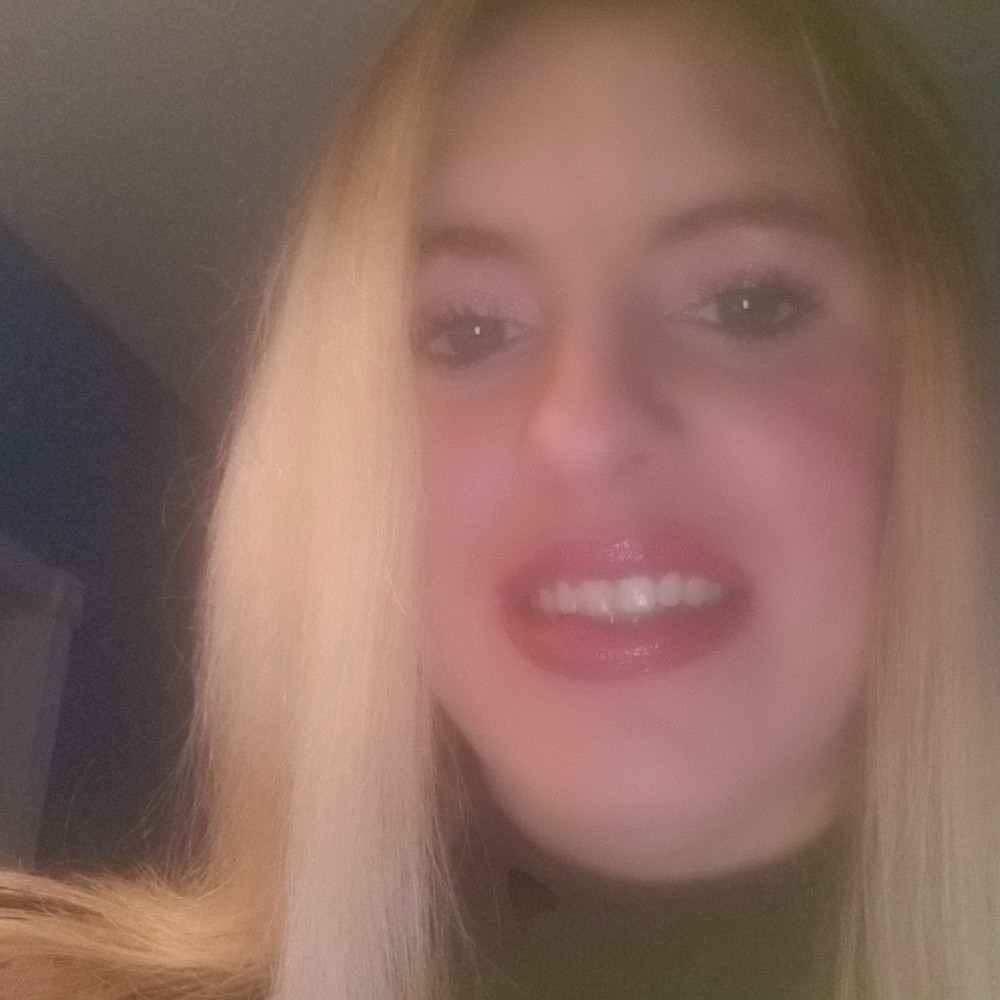 Meet your Posher, Tania